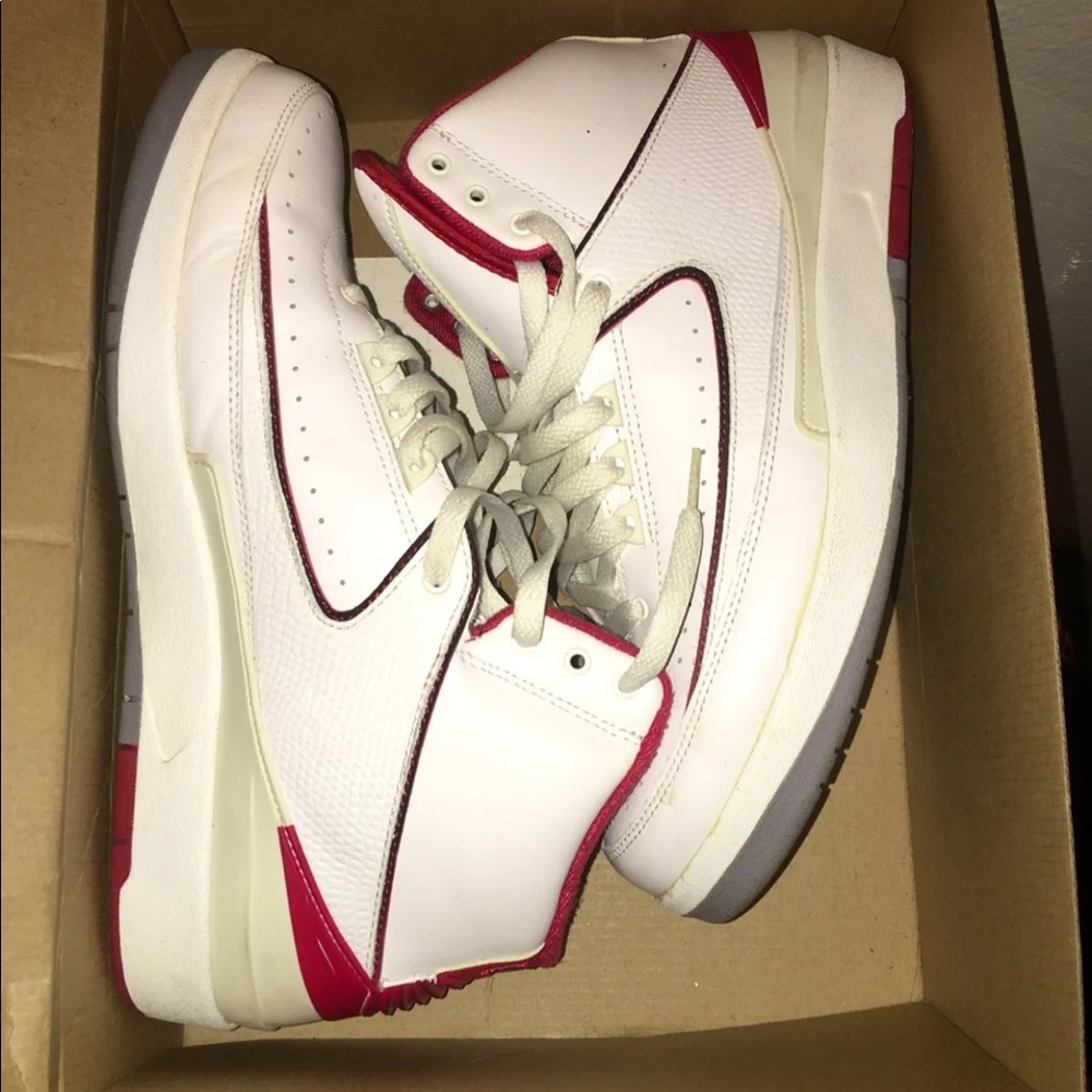 Air Jordan 2